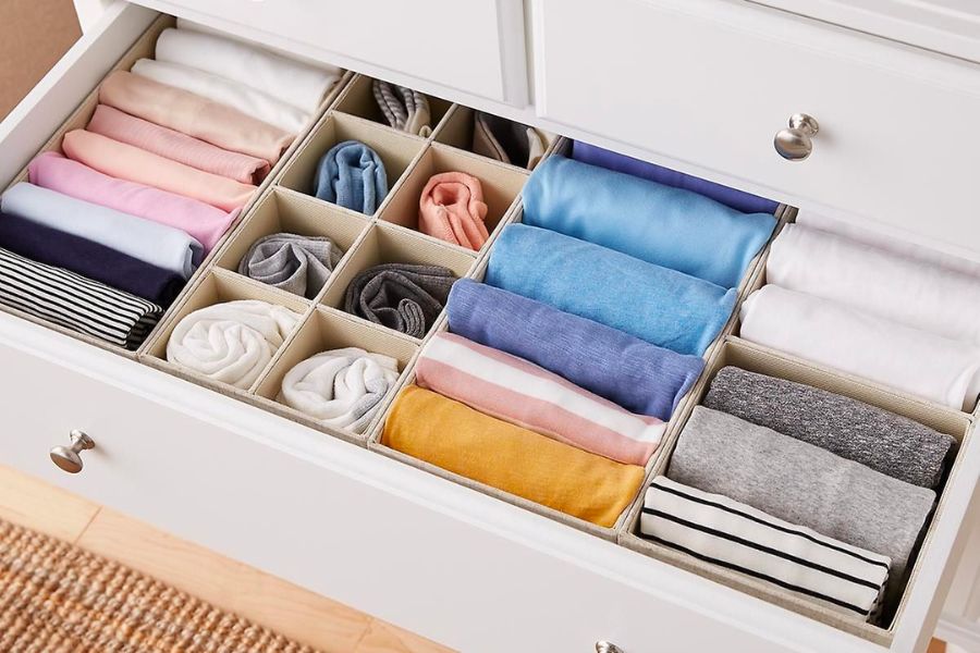 Hộp đựng quần áo chia ngăn trong tủ tiện lợi