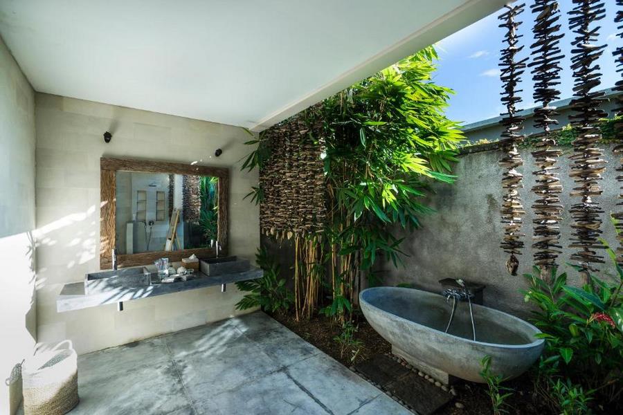 Tạo không gian xanh cho nhà tắm ngoài trời bằng cây cảnh