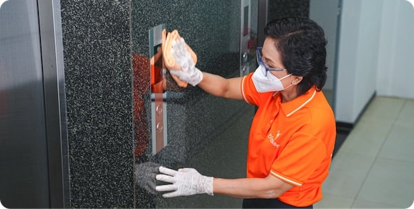 office-cleaning-area-elevator