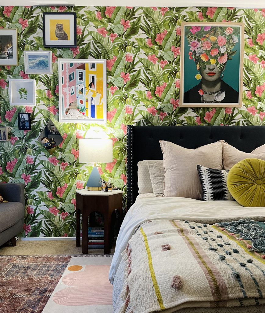 Wallpaper Dinding Kamar Tropikal