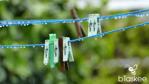 Giặt quần áo như thế nào để nhanh khô trong mùa mưa?