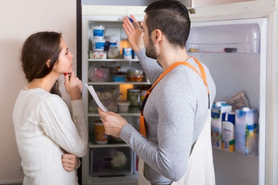 Cần kiểm tra tuổi đời máy khi mua tủ lạnh củ