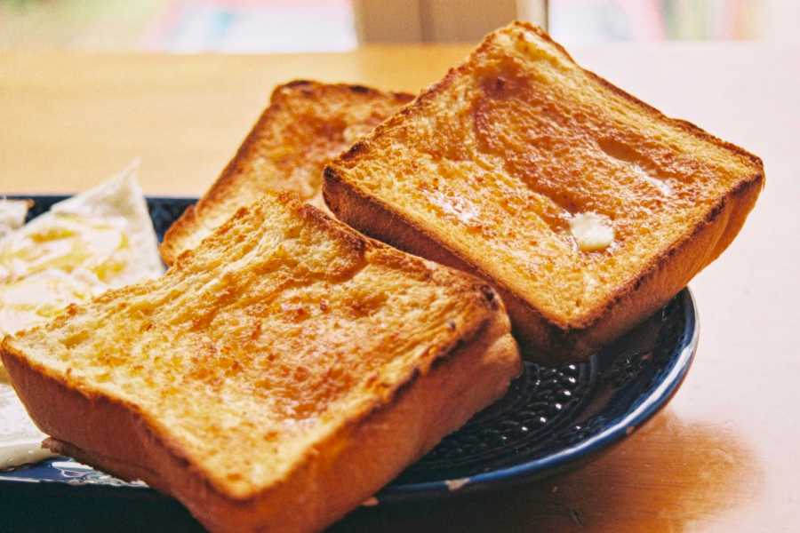 Bánh mì nướng giúp hỗ trợ tiêu hoá