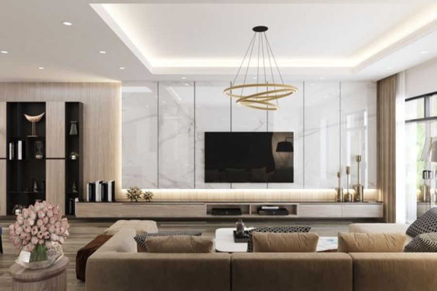Sử dụng tivi treo tường giúp tối ưu không gian phòng khách nhà vuông