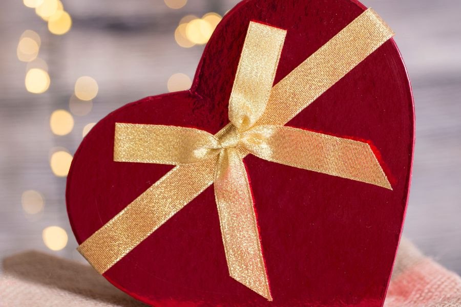 Trang trí hộp quà nhân dịp valentine