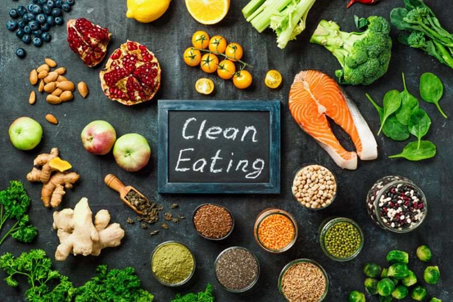 Chế độ Eat Clean ưu tiên thực phẩm tươi sạch, chế biến đơn giản giữ trọn dưỡng chất