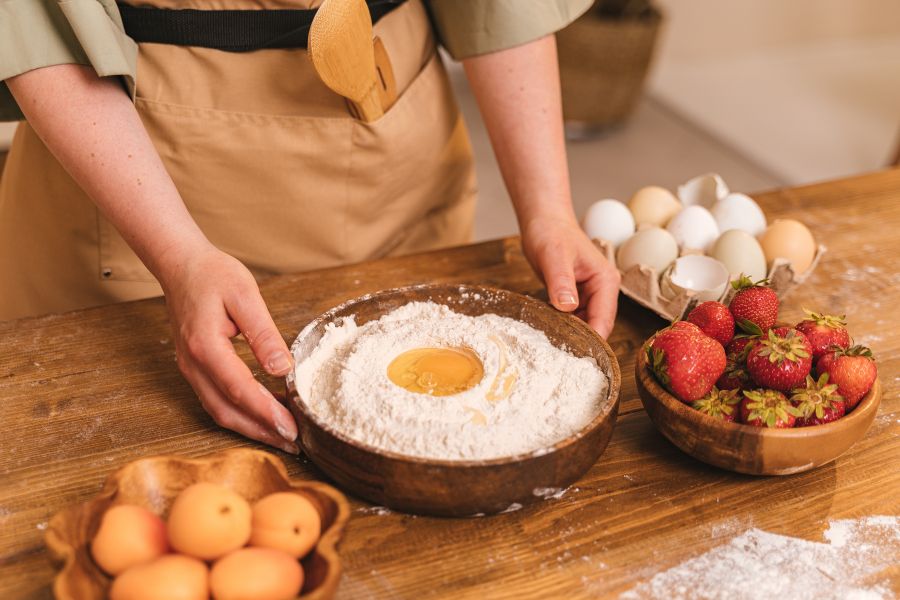 Các mẹ trổ tài làm bánh tart trứng với công thức đơn giản
