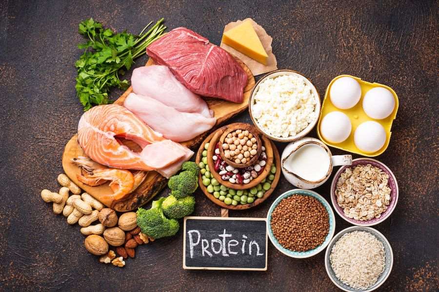 Tăng cường bổ sung các món ăn Keto giảm cân có chứa nhiều protein