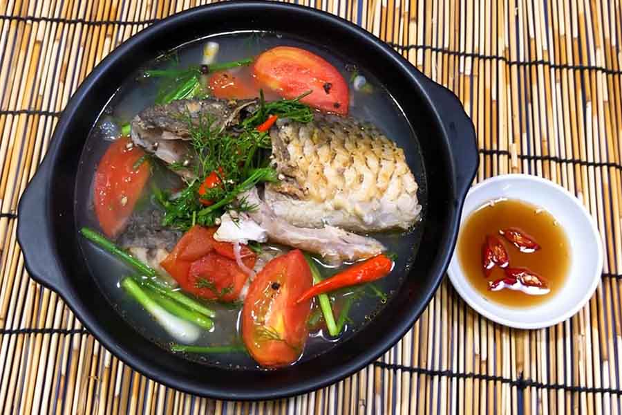 Canh chua cá chép là món ăn được rất nhiều người yêu thích