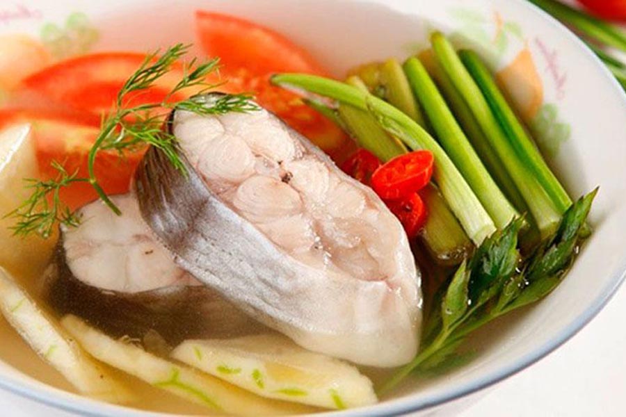 Canh chua cá thanh ngọt và hài hòa, là món ăn rất được ưa chuộng vào mùa hè để giải nhiệt