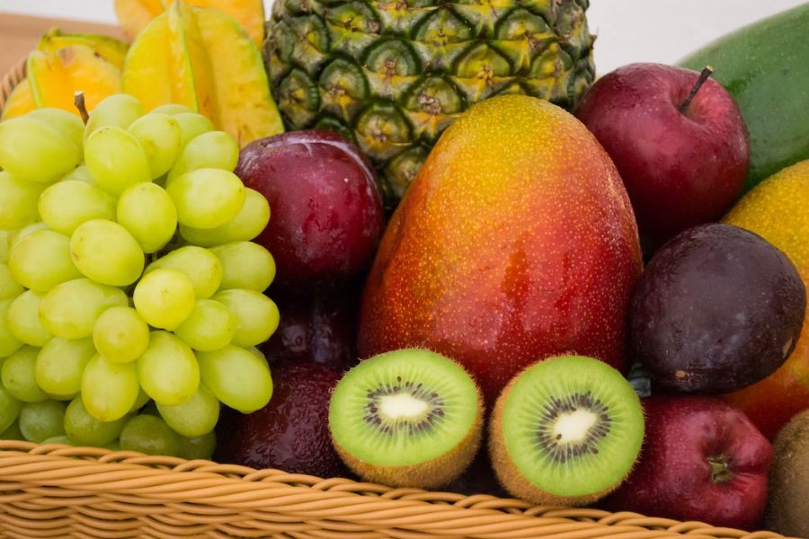 Bổ sung nhiều những loại quả có màu sắc khác nhau trong thực đơn bữa ăn