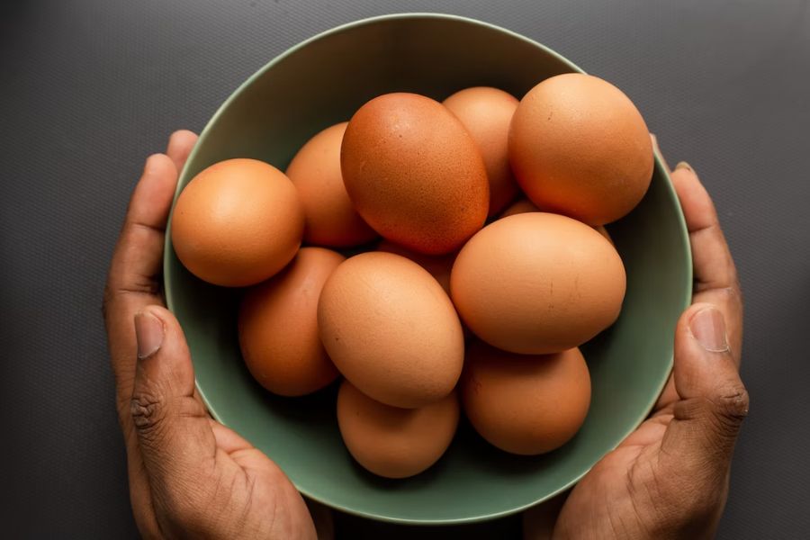 Trứng là nguồn thực phẩm chứa ít calo và bổ dưỡng