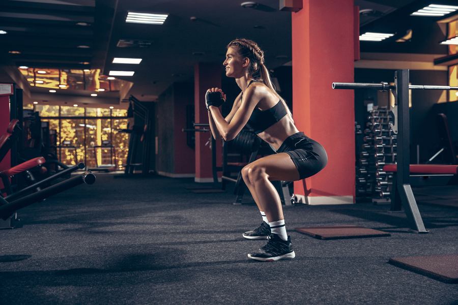 Động tác squat giúp bạn cải thiện cơ mông hiệu quả