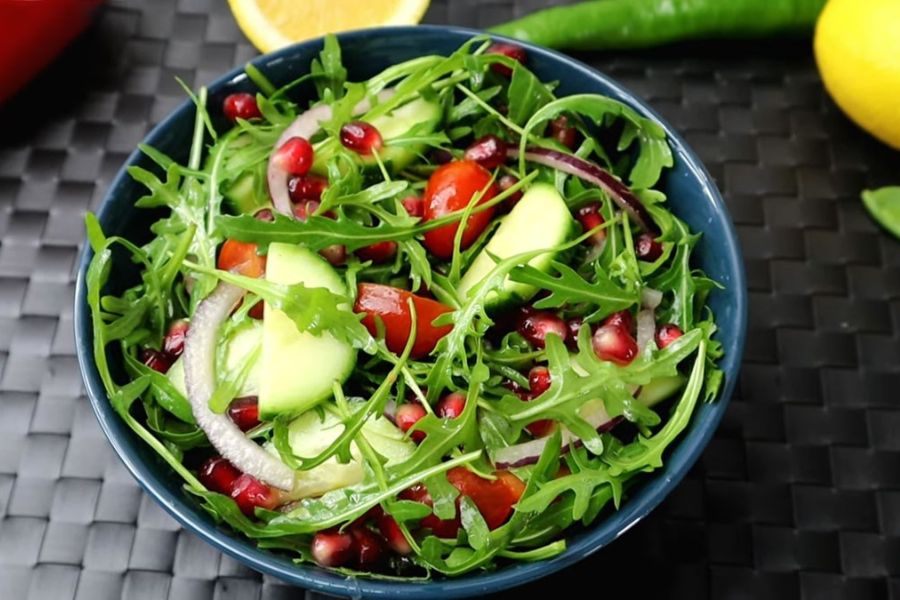 Salad là món ăn được kết hợp từ nhiều loại rau củ