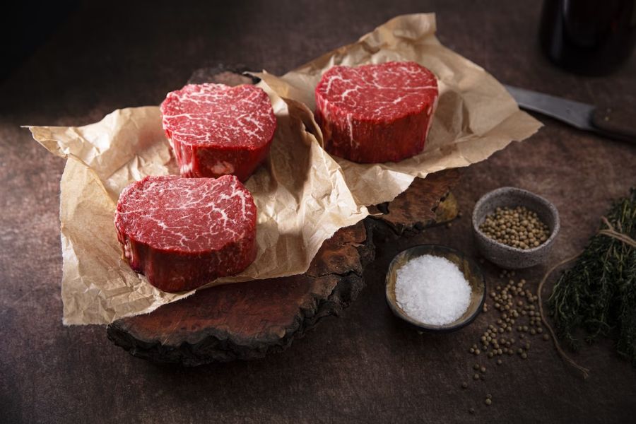 Thịt bò là thực phẩm thịt đỏ chứa hàm lượng protein cao nhất
