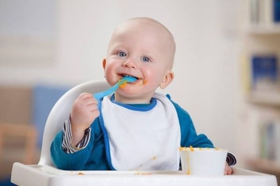 Phương pháp ăn thô giúp bé dần làm quen với các loại thực phẩm tự nhiên