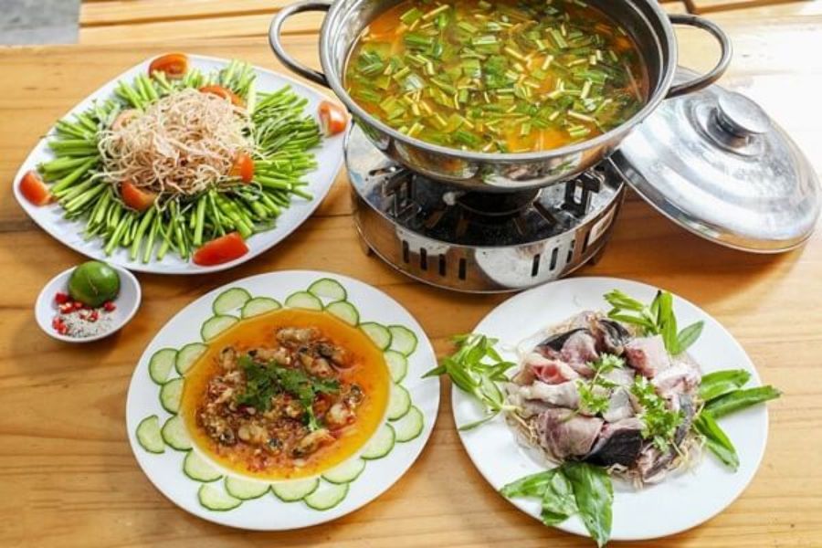 Lẩu cá đối chuẩn hương vị Việt
