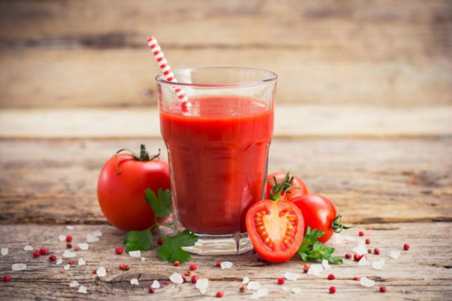 Nước ép cà chua giảm cân, cung cấp vitamin cho cơ thể