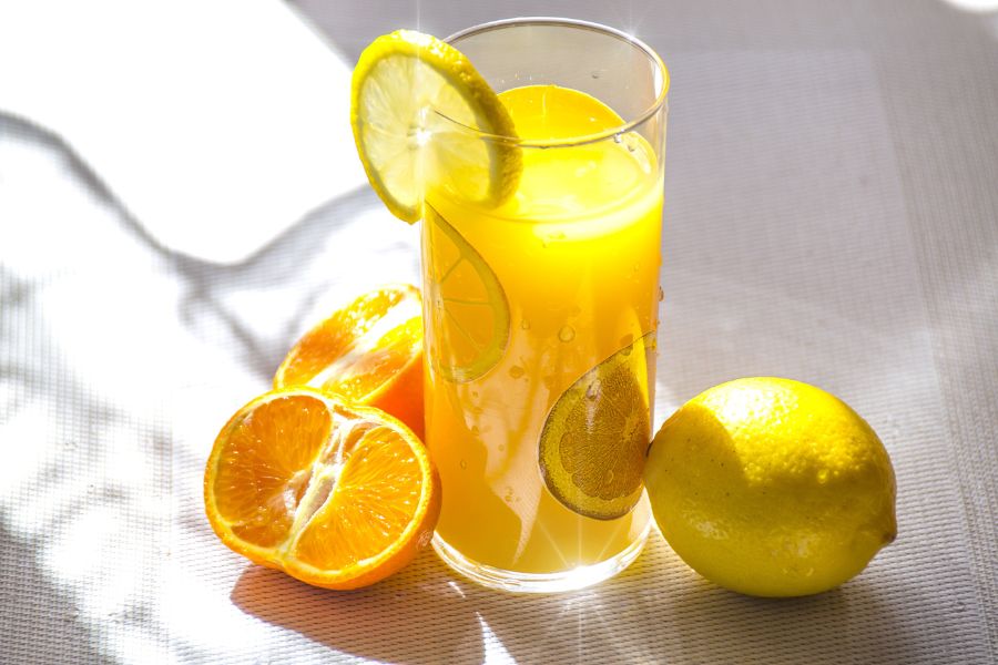 Lạ miệng với hương vị nước ép kết hợp giữa cam, chanh và mật ong