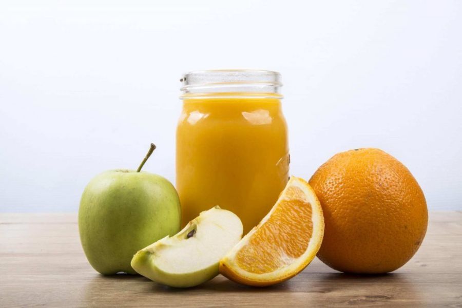 Chọn cam vàng để ép sẽ giúp ngọt nước