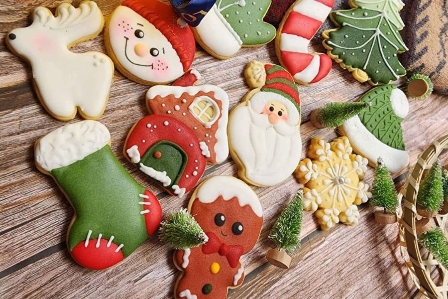 Chút ngọt ngào cho không khí Giáng sinh với bánh quy và kẹo