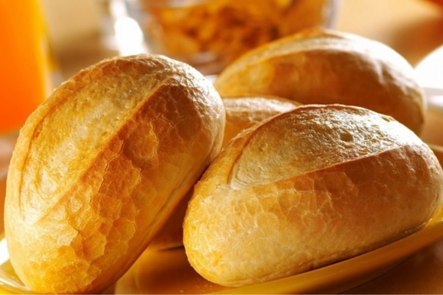 Ăn bánh mì với số lượng vừa đủ để tránh cung cấp quá nhiều tinh bột.