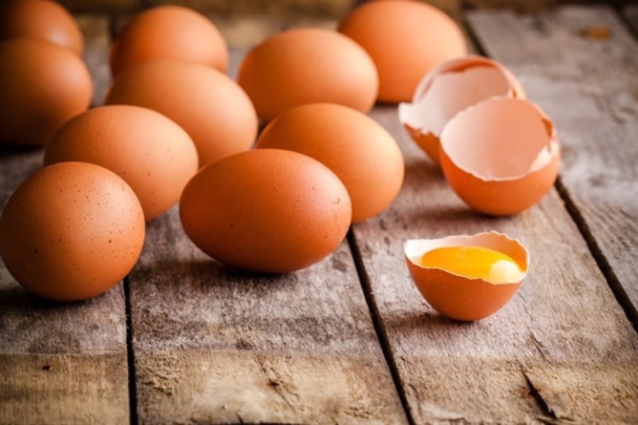 Ăn trứng gà sẽ giúp cung cấp năng lượng cho cơ thể