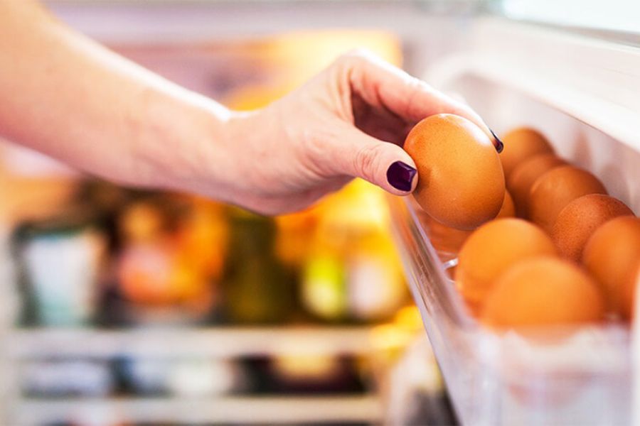 Trứng gà cần được bảo quản trong ngăn mát tủ lạnh với nhiệt độ dao động từ 1 - 4 độ C