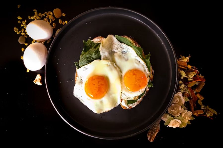 1 quả trứng bao nhiêu calo mà thường được đưa vào thực đơn giảm cân