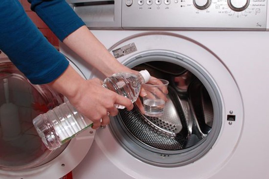 Cách sử dụng thuốc tẩy máy giặt Nhật Bản.