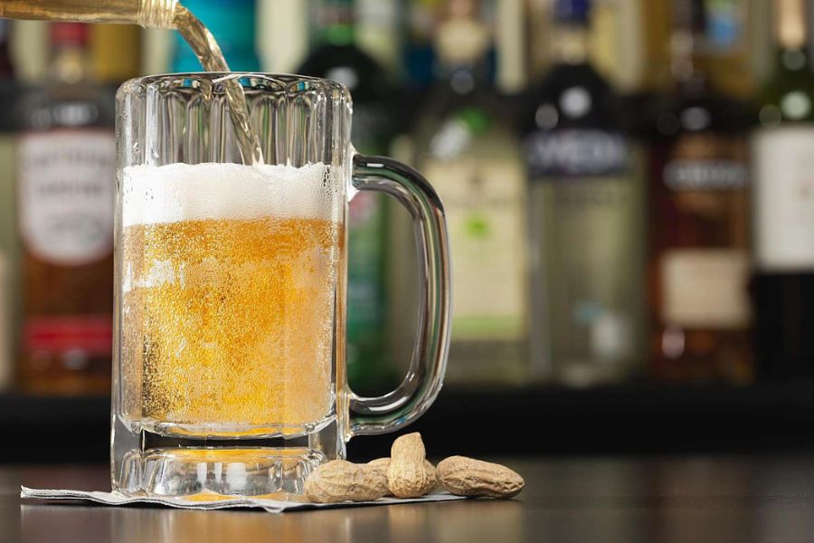 1 lon bia bao nhiêu calo còn tùy thuộc vào thương hiệu bia