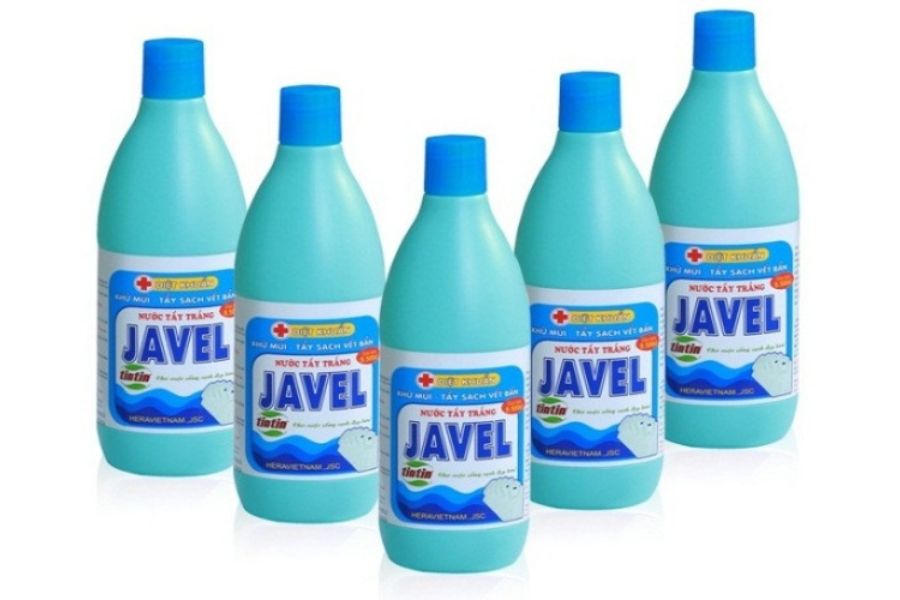 Sử dụng nước tẩy Javel để vệ sinh máy giặt Samsung