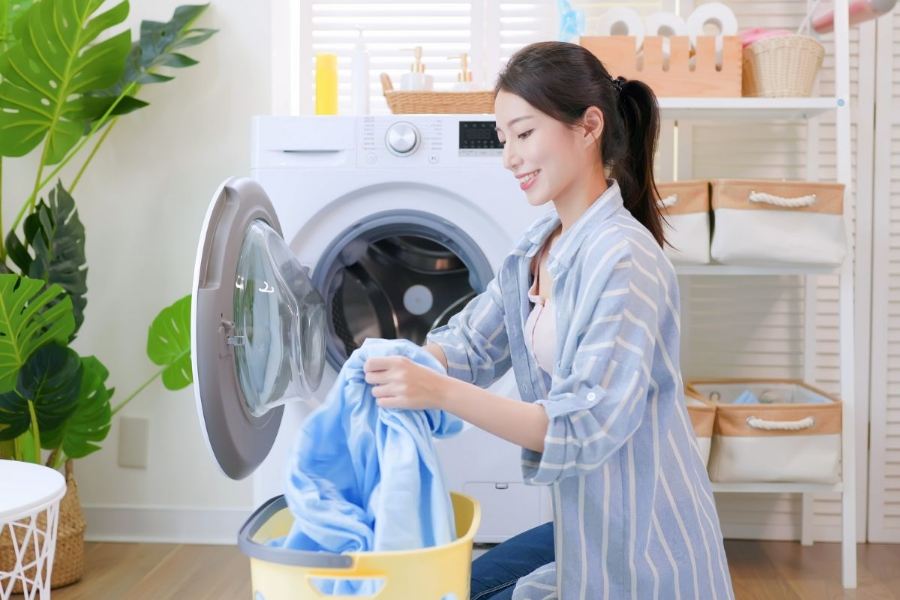 Lựa chọn chương trình giặt tiết kiệm giúp giảm chi phí điện năng.