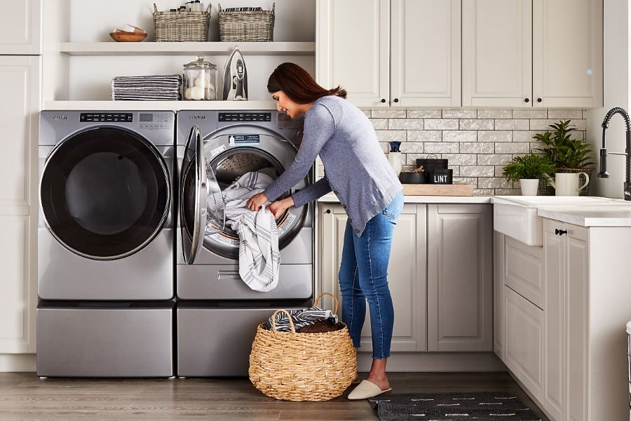 Chọn chế độ sấy để quần áo nhanh khô hơn sau khi giặt.