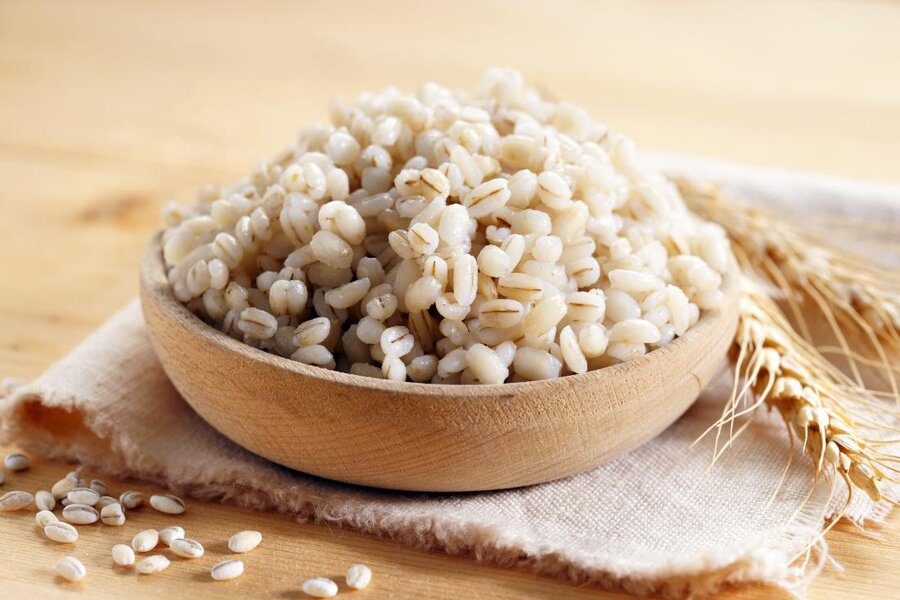 Lúa mạch là gợi ý cho bạn khi phân vân nên ăn gì thay cơm để giảm cân.