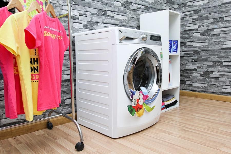 Mẫu thiết kế máy giặt Electrolux đời cũ phổ biến nhất.