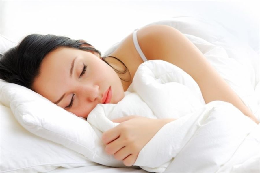 Ngủ trước 11 giờ đêm để đảm bảo sức khỏe trong quá trình giảm cân.