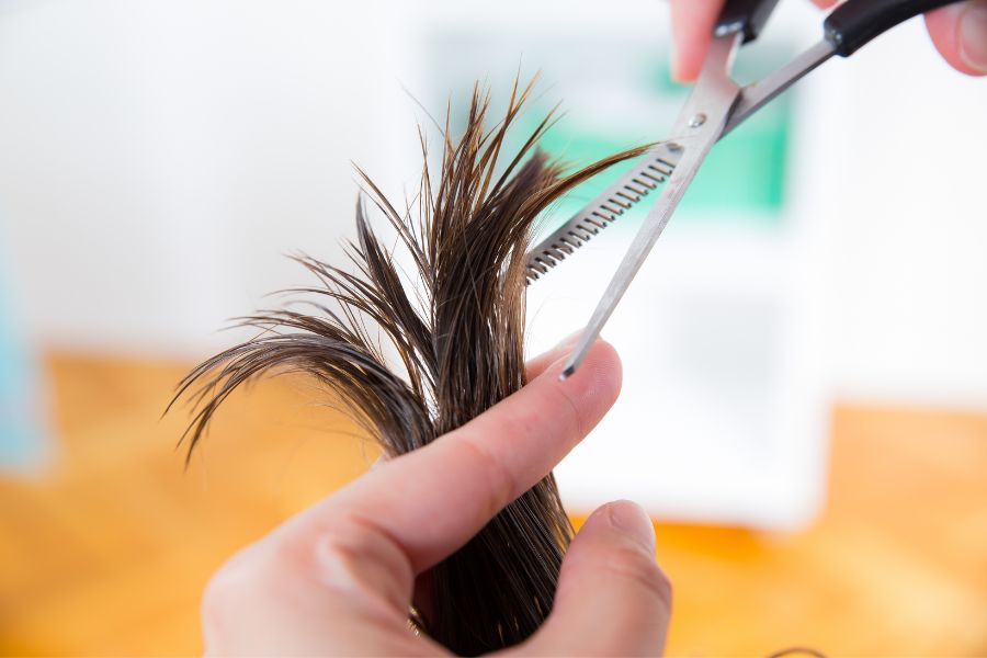 Không nên cắt tóc trong tháng 7 Âm lịch để tránh gặp vận xui.