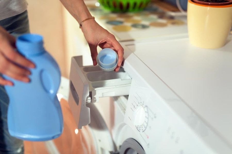 Tổng hợp mẹo tiết kiệm nước xả khi dùng máy giặt.