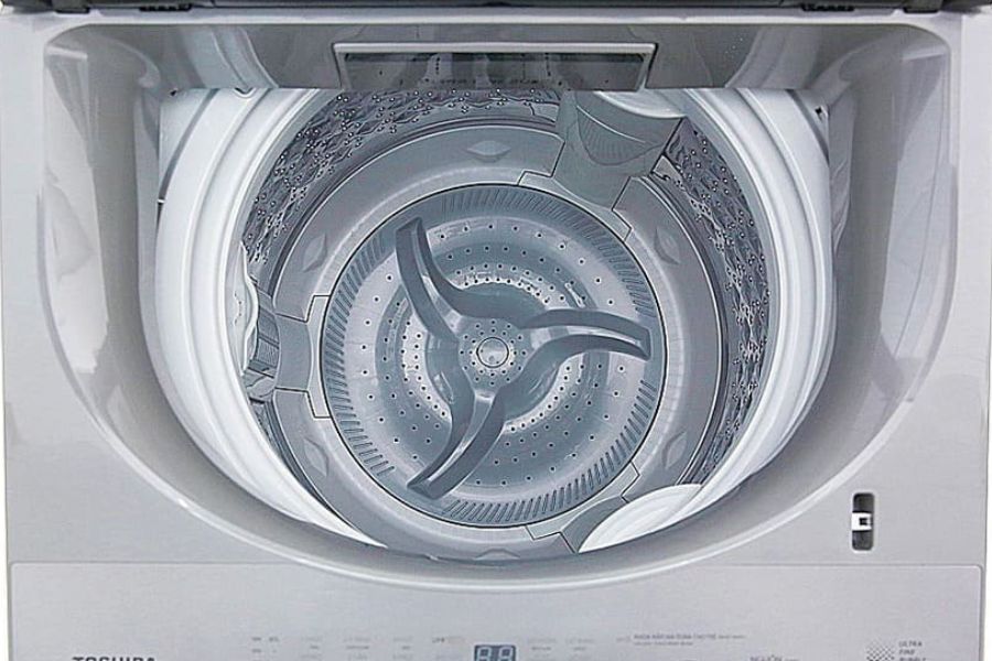 Máy giặt Toshiba gặp lỗi E7-4 sẽ không thể sử dụng được các nút bấm chức năng.