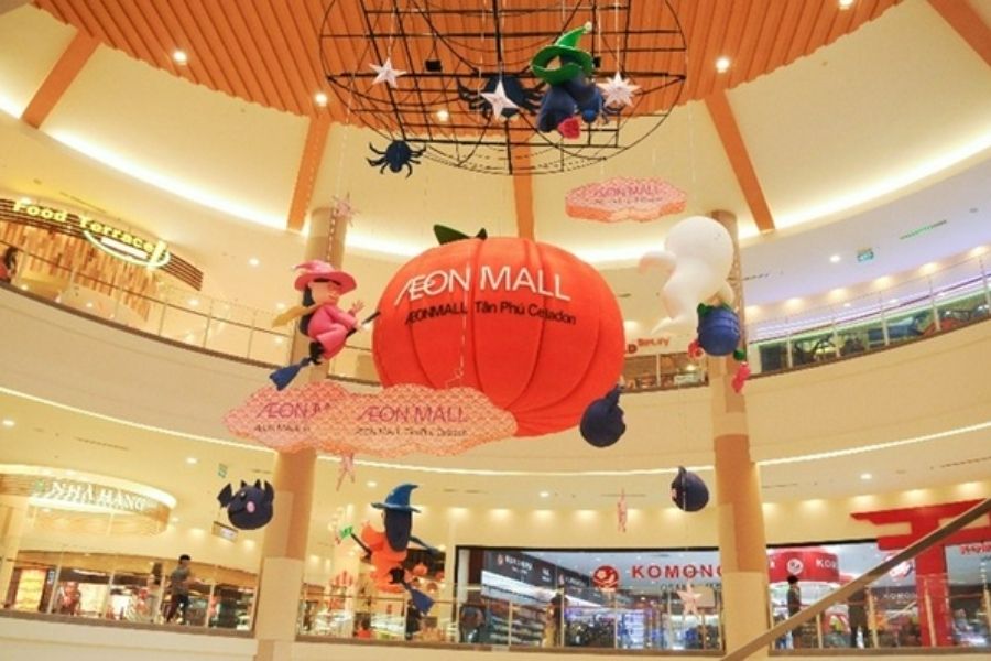 Aeon mall Tân Phú bày trí phong cách Halloween cực kỳ đầu tư.