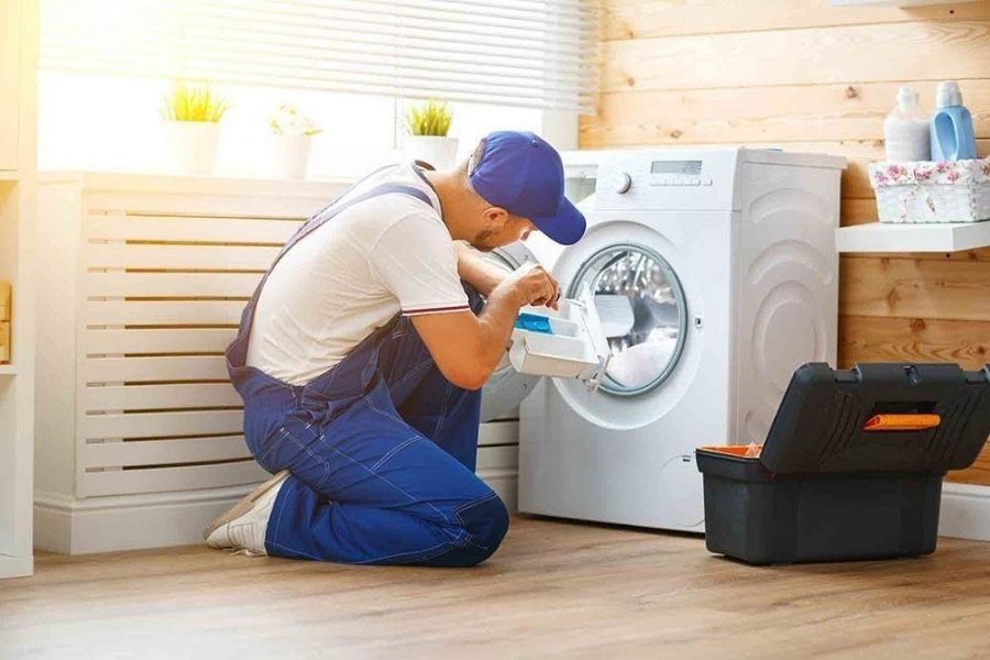 Lựa chọn dịch vụ vệ sinh máy giặt chuyên nghiệp để đảm bảo chất lượng cho thiết bị.