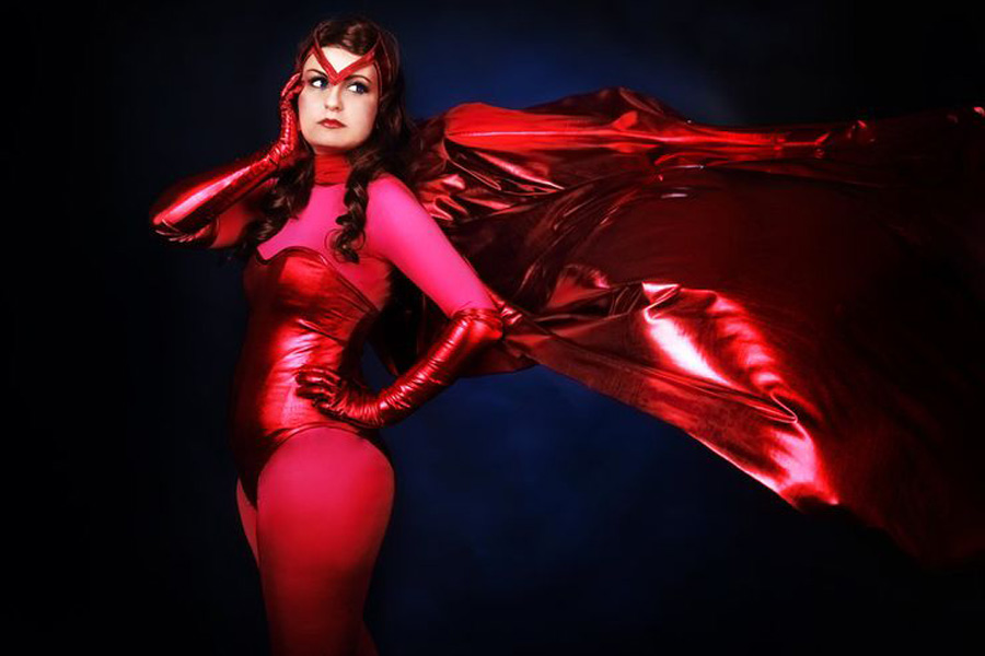 Phù thủy Scarlet Witch đại diện cho sự sexy và nóng bỏng.