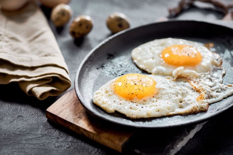 Những chú ý cần biết khi ăn trứng giảm cân.