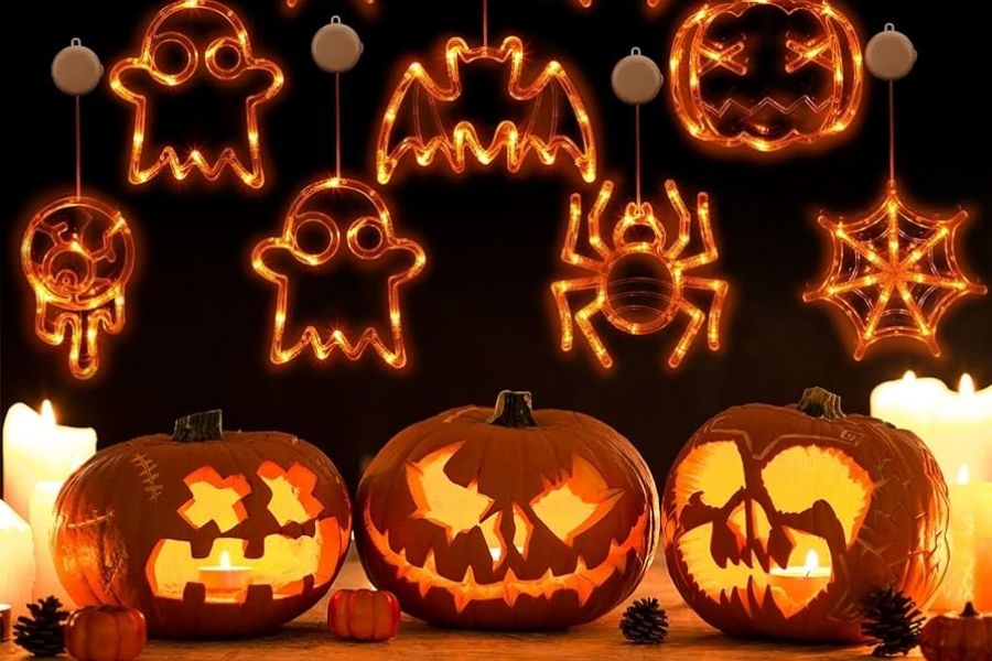 Trang trí Halloween với đèn led điện hình dơi, nhện, bóng ma.