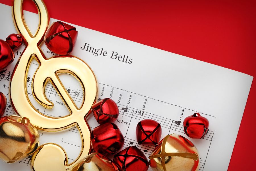 Bài hát Noel bất hủ Jingle Bells.
