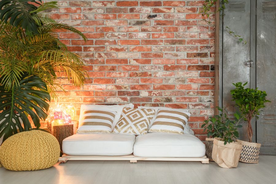 Bộ Sofa được ghép bằng 2 tấm gỗ Pallet đơn giản - sang trọng.