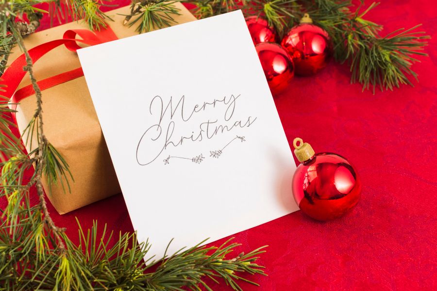 Lá thư Chúc mừng Giáng Sinh để gửi gắm những thông điệp tình cảm, ý nghĩa.