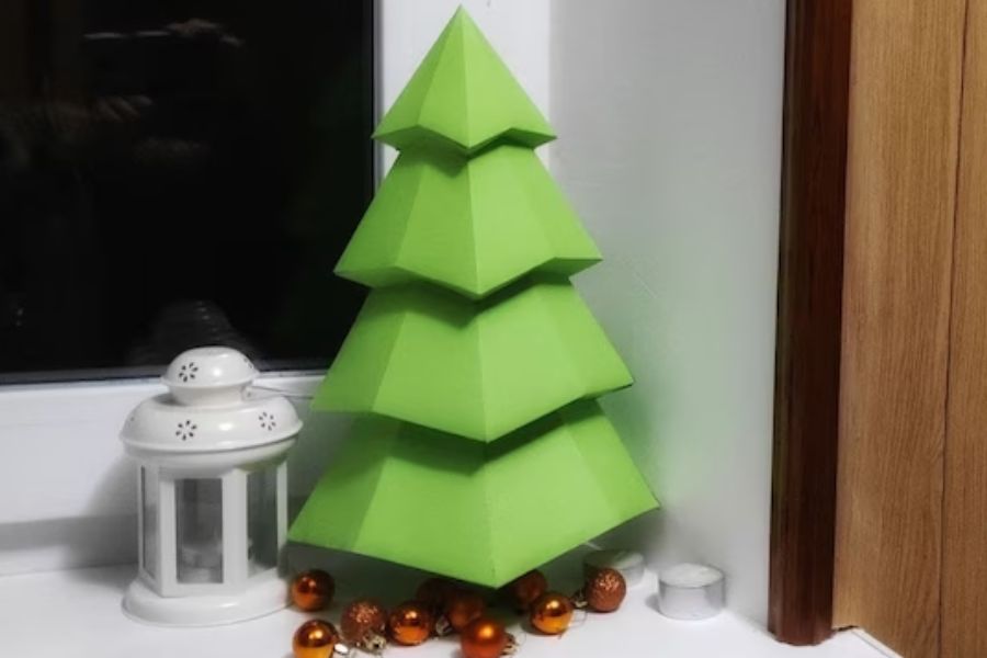 Cây thông Giáng Sinh 3D chân thật mà giản dị.