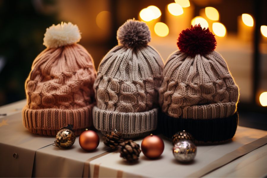 Mẫu mũ Noel tự handmade từ len.
